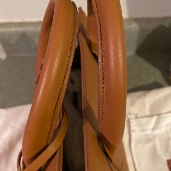 Alexandra Clancy Cognac Sullivan Tote Bag - Picture 5 of 11